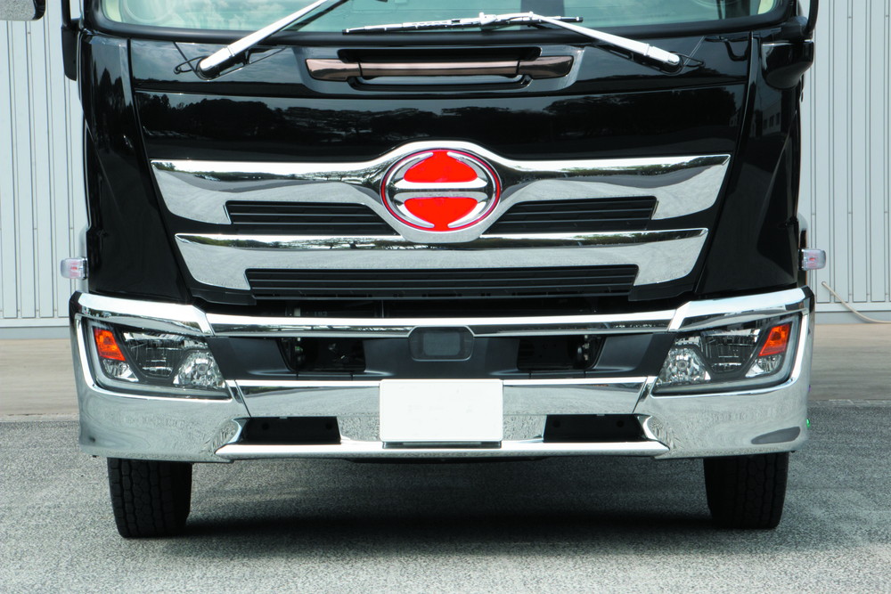 17レンジャー フロンバンパー センター 標準車 画像2