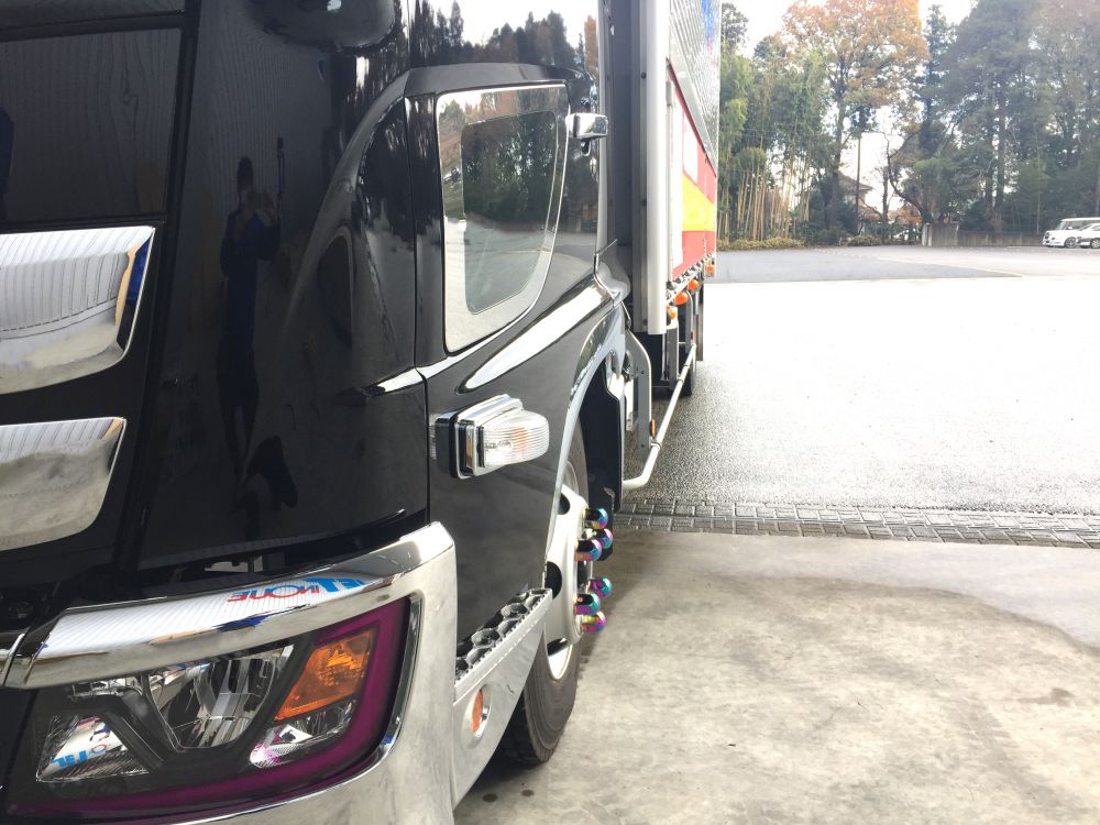 ドアーサイドマーカーベース メッキ 日野用 画像2