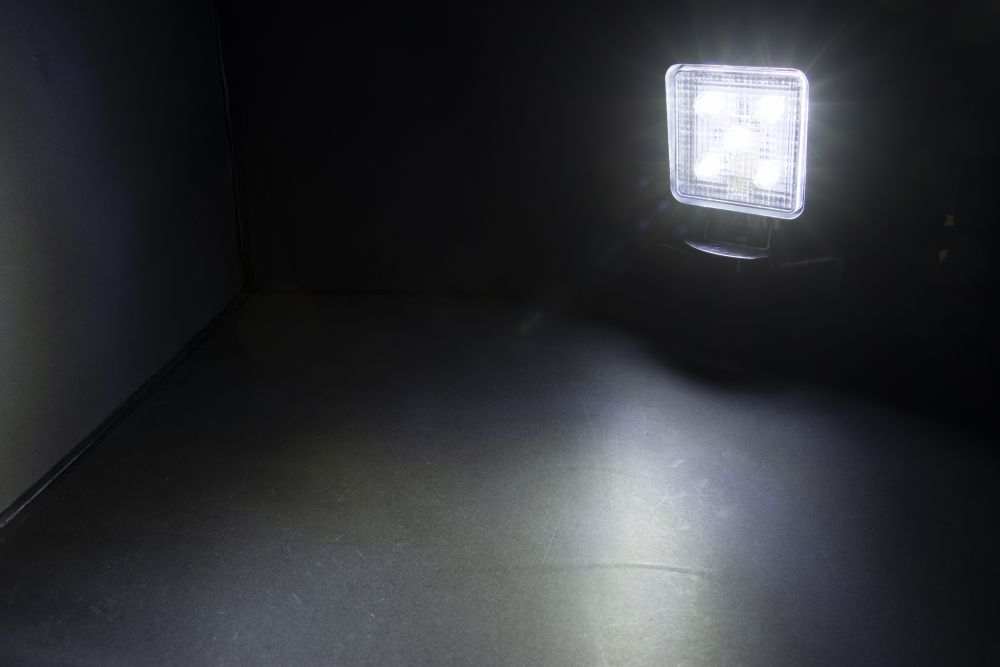 WL-47 LED5軽量型LEDワークランプ 角型 画像3