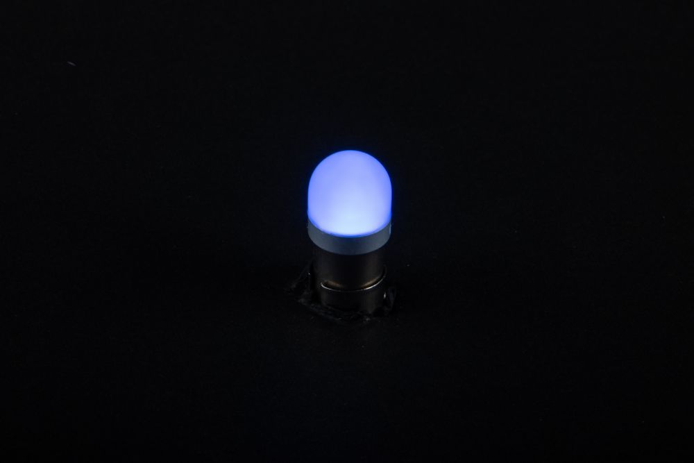LEDハイパワー3Dバルブ 24V BA9S アイスブルー 画像4