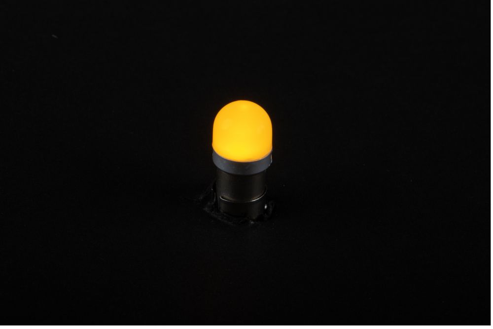 LEDハイパワー3Dバルブ 24V BA9S アンバー 画像3