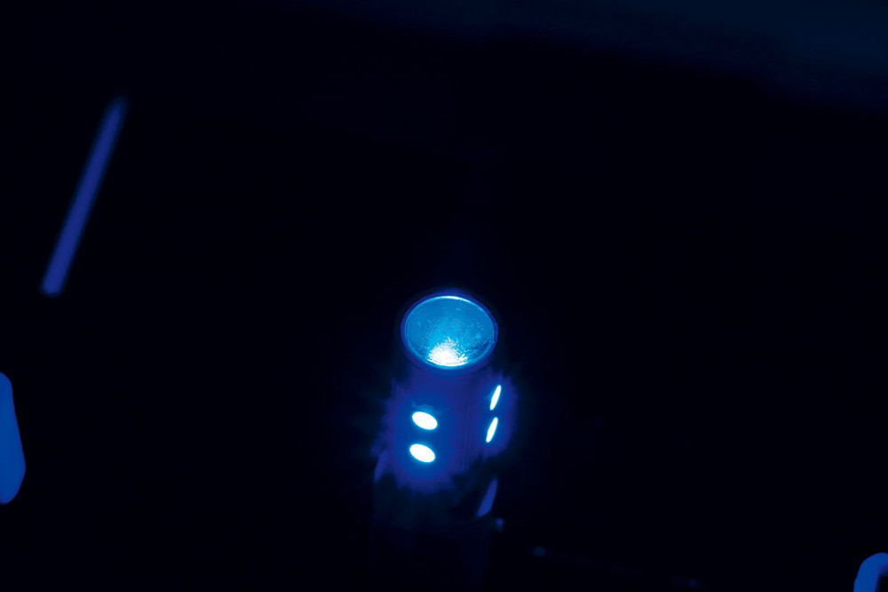 LED9 ウェッジ球NEO LA-01 24V ブルー 画像2