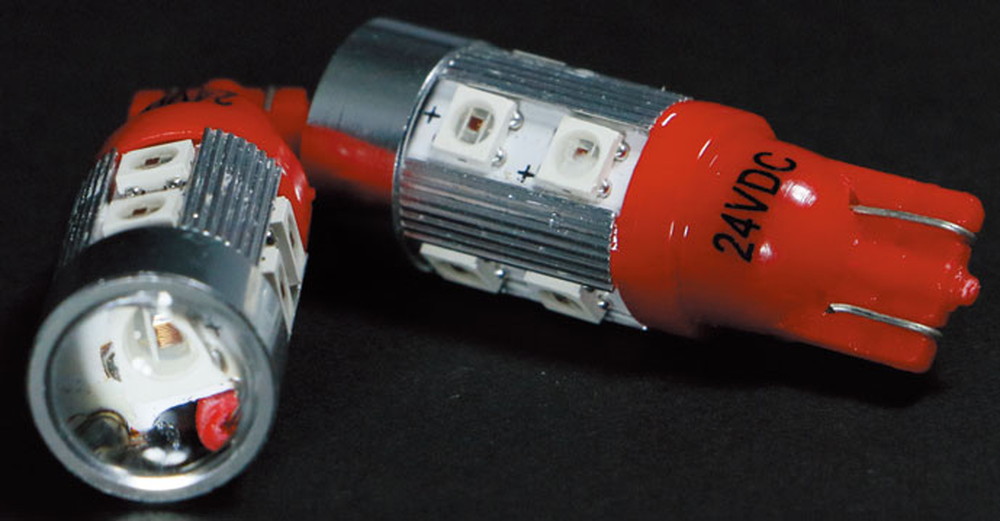 LED9 ウェッジ球NEO LA-01 24V レッド