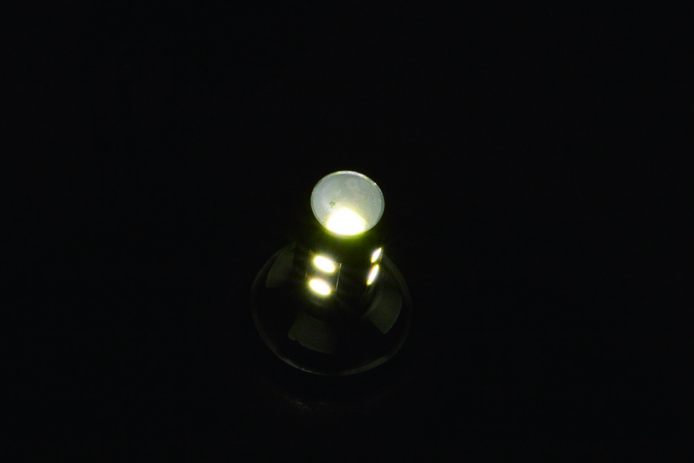 LED9 ウェッジ球NEO LA-01 24V ホワイト 6000K 画像2