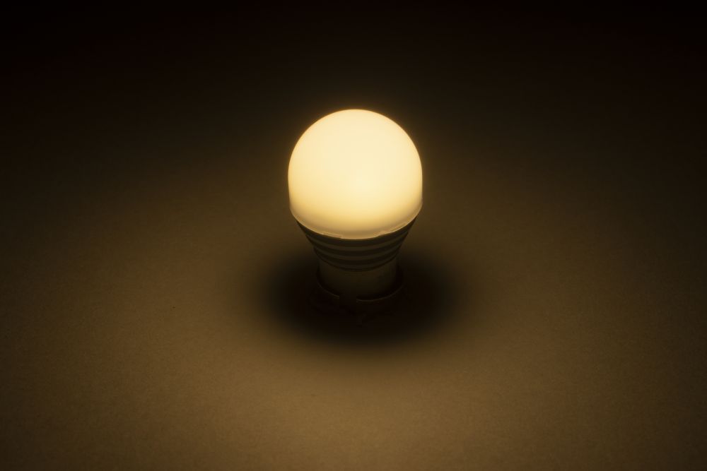 LEDハイパワー 3Dバルブ 24V BA15S 電球色 画像4