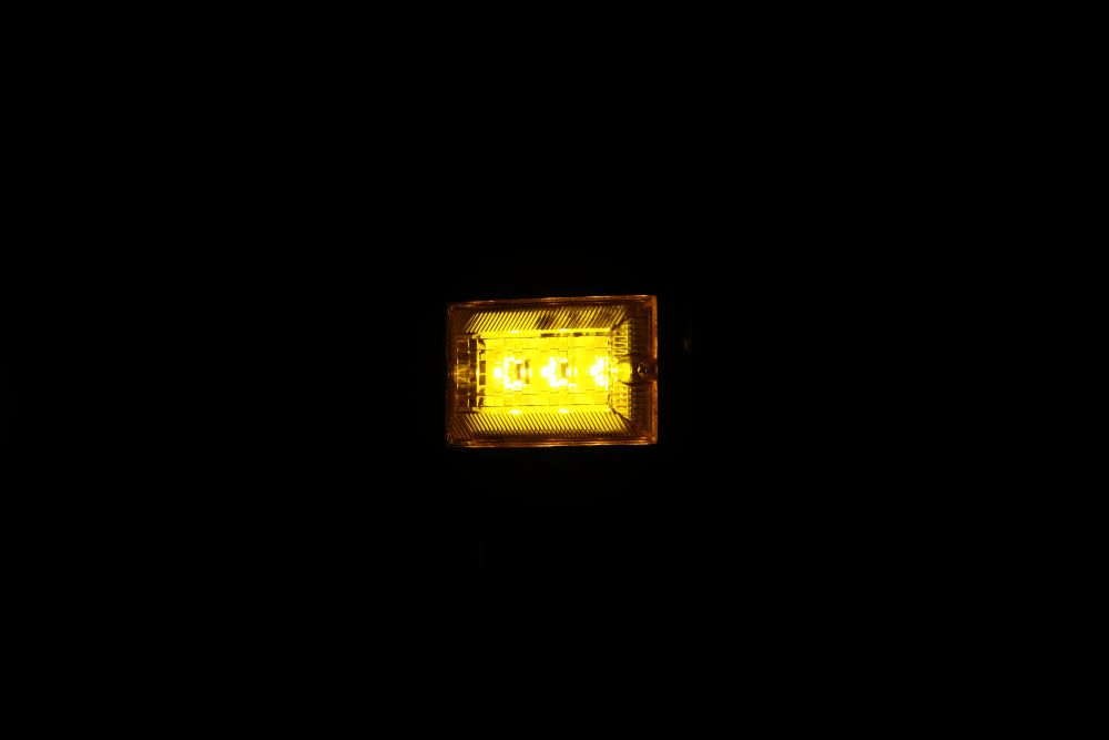 LED3 フラットマーカーNEO 24V イエロー/イエロー 画像3