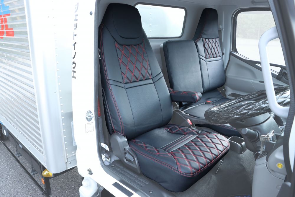 COMBI車種別シートカバー キャンター肘掛け付 赤糸 画像3