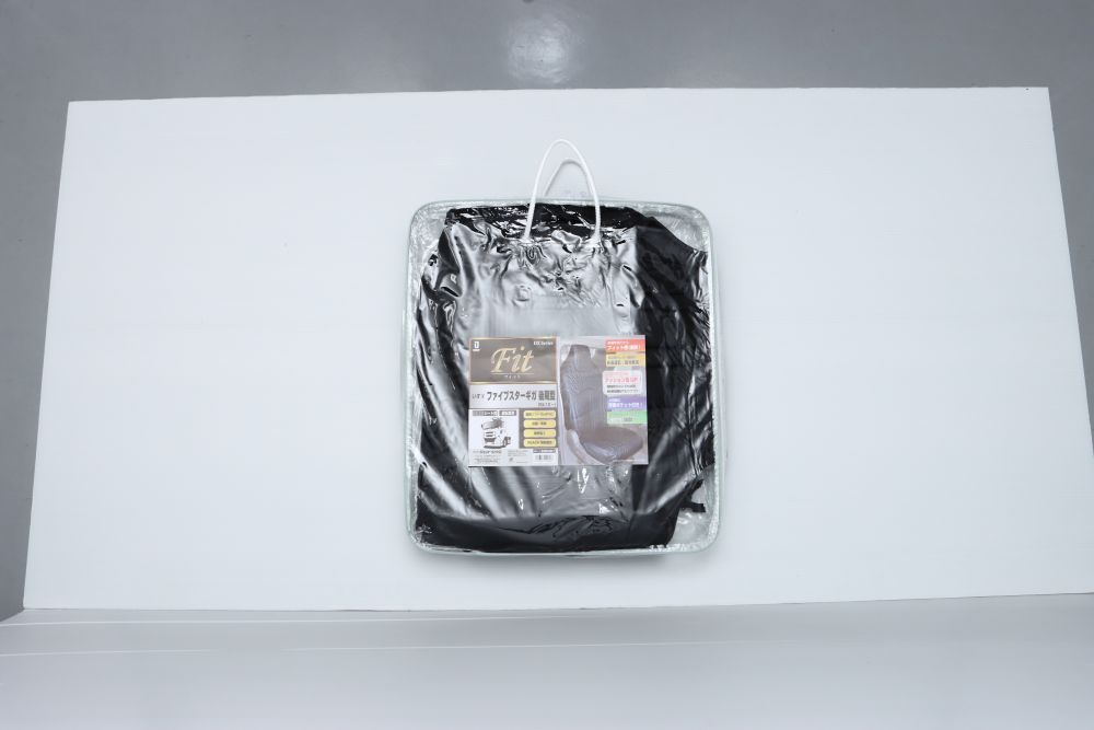 DXシートカバー Fit FギガR4.10-新高機能シート 黒/黒 画像2